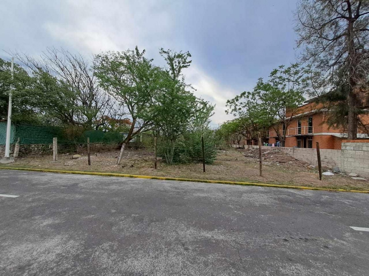 Renta Terreno / Lote Huertas de Cuautla - Ayala
